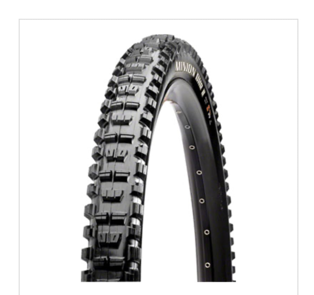 Maxxis Minion DHR II Tire — 26×2.40WT — Tubeless Ready — 3C MaxxTerra, EXO, Wide Trail, ~930 g